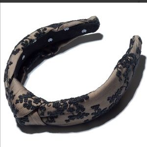 Lele Sadoughi Black and Tan Lace Knotted Headband